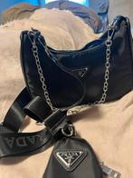 Handtas prada, Handtassen en Accessoires, Tassen | Damestassen, Ophalen, Zo goed als nieuw, Zwart, Handtas