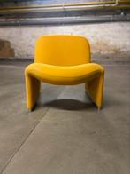 Yellow Alky Lounge Chair, Huis en Inrichting, Fauteuils, Ophalen, Zo goed als nieuw