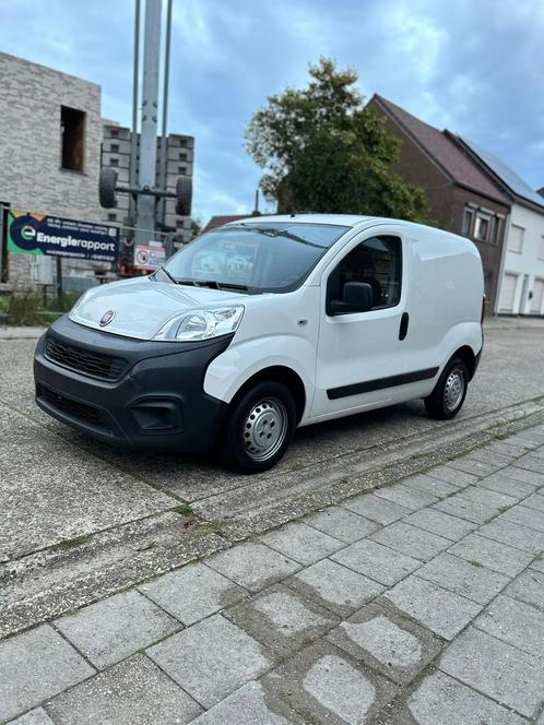 Fiat Fiorino Kubo 1.3 jtd euro 6b licht vracht gekeurd vvk, Autos, Camionnettes & Utilitaires, Particulier, Air conditionné, Fiat