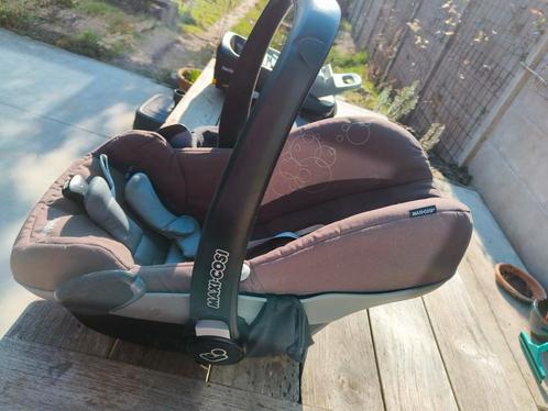 maxi Cosi + easy fix + beschermhoes met kussentje, Kinderen en Baby's, Autostoeltjes, Gebruikt, Ophalen