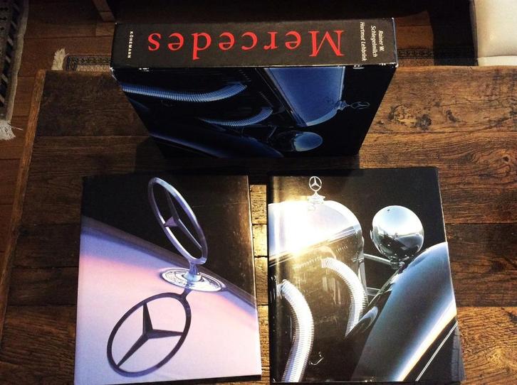 Mercedes-Benz boeken 2 dikke delen in hoes, Boeken, Auto's | Boeken, Zo goed als nieuw, Mercedes, Ophalen of Verzenden