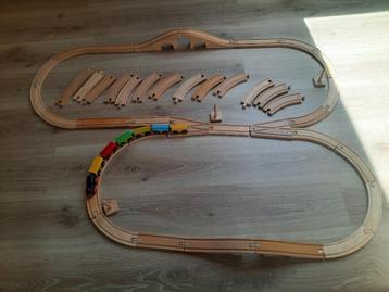 Houten speelgoedbaan voor kinderen beschikbaar voor biedingen