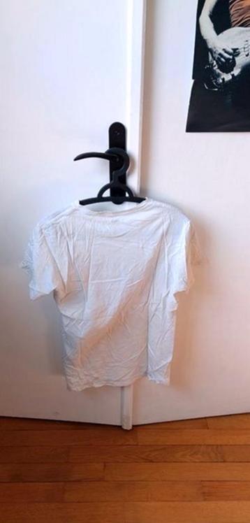 T-shirt Levis beschikbaar voor biedingen