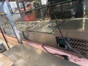 Saladette  beschikbaar voor biedingen