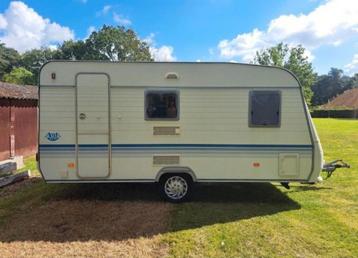 Caravane Adria, Caravans en Kamperen, Caravans, Particulier, Adria, Vast bed