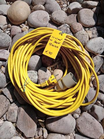 Twee verlengkabels tot 3600 Watt (18m en 5,5m) beschikbaar voor biedingen