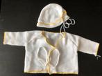 Poppenkleren in gebreide stof: muts en jasje, Ophalen of Verzenden, Gebruikt, Overige typen