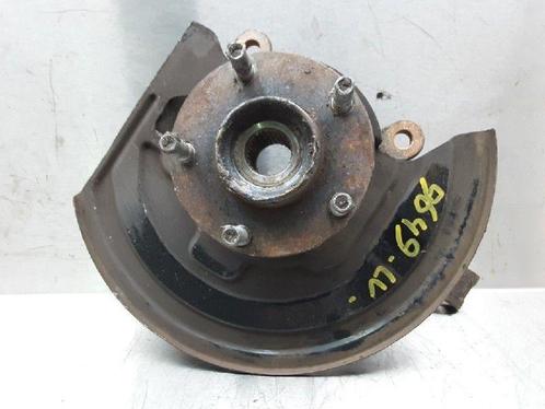 WIELNAAF VOOR Nissan Qashqai (J10) (11-2006/01-2014), Auto-onderdelen, Remmen en Aandrijving, Nissan, Gebruikt