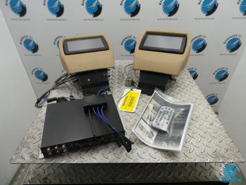 2 DVD SPELERS IN HOOFDSTEUN  BMW E70  beschikbaar voor biedingen