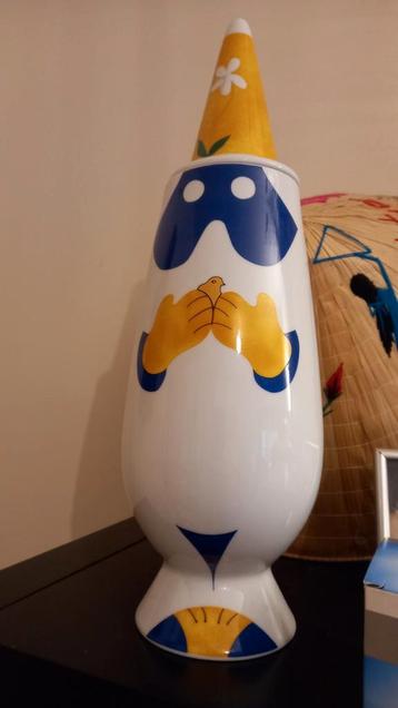 Alessi vaas uit 1992  beschikbaar voor biedingen