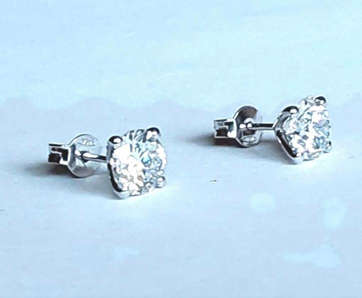 18 kt witgouden oorbellen met 3,0 ct Diamanten, Handtassen en Accessoires, Oorbellen, Zo goed als nieuw, Ophalen of Verzenden