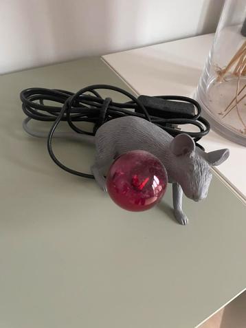 Mouse lamp beschikbaar voor biedingen