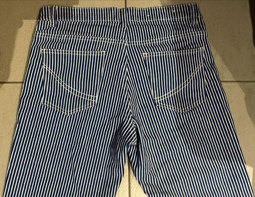 Zeer elegante gestreepte jean B 40 Fr 42 mooie afwerking, Kleding | Dames, Broeken en Pantalons, Nieuw, Maat 38/40 (M), Overige kleuren