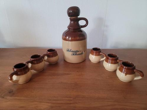 Alcoholservice in oude zandsteen, Antiek en Kunst, Antiek | Servies compleet, Ophalen of Verzenden