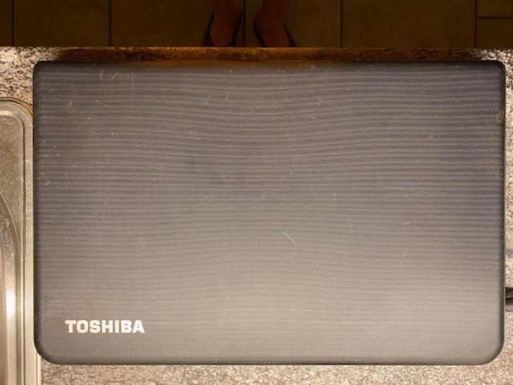 Laptop Toshiba, Computers en Software, Windows Laptops, Niet werkend, Azerty, Ophalen