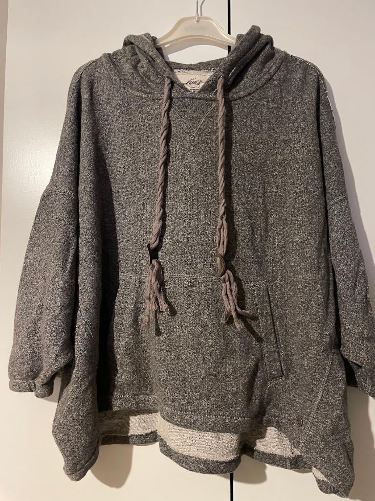 Trui (S) Levis, Ophalen of Verzenden, Maat 36 (S), Grijs, Gedragen