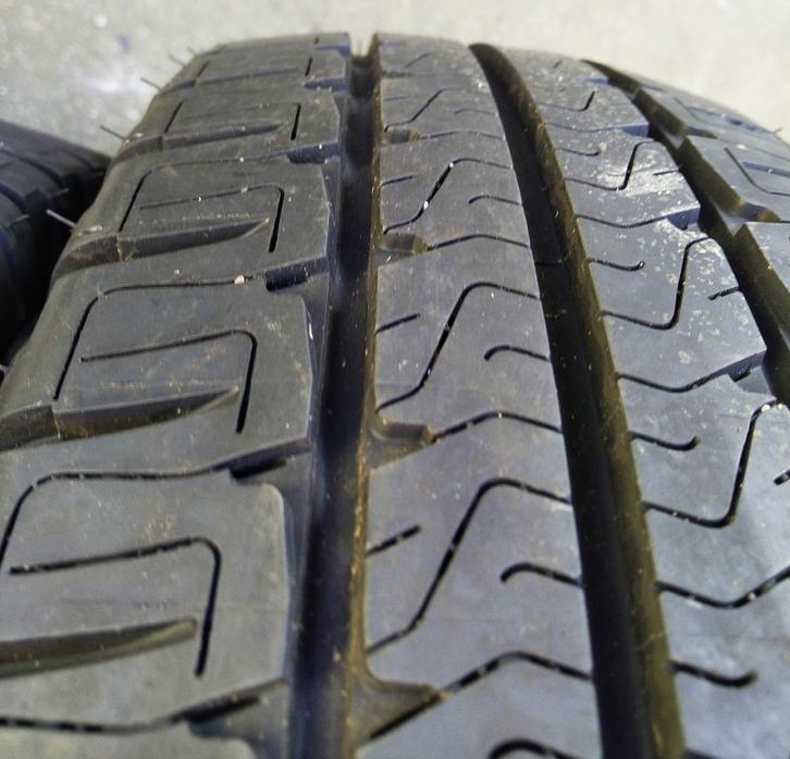 Camper banden Michelin 2023. 7,5-8 mm. 225-75-16CP, Caravans en Kamperen, Mobilhome-accessoires, Gebruikt, Ophalen