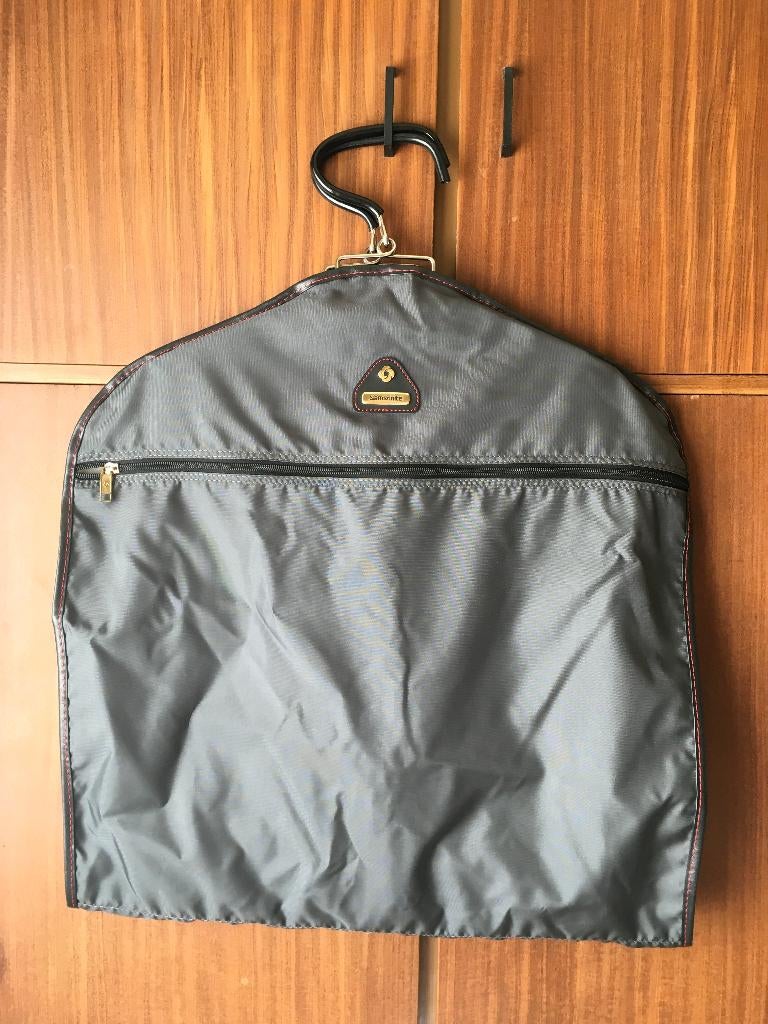 Kledinghanger, Kleding | Dames, Kledinghangers, Ophalen of Verzenden, Zo goed als nieuw, Metaal, Kinderen en Volwassenen