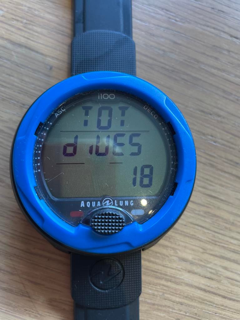 Duikcomputer Aqualung i100, Watersport en Boten, Ophalen of Verzenden, Zo goed als nieuw, Duikcomputer