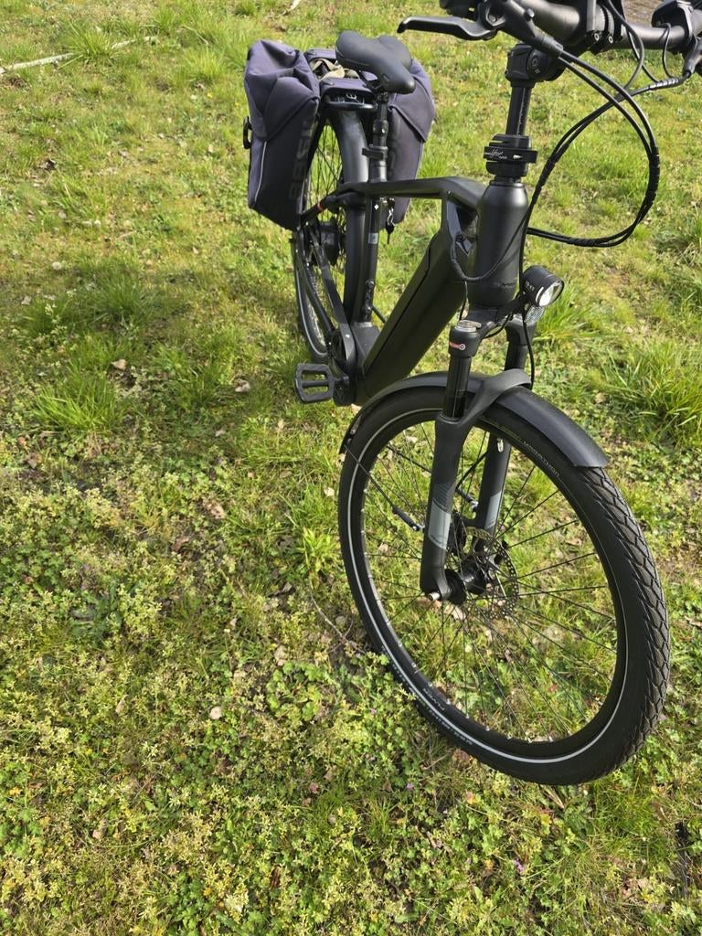 Elektrischefiets 

Merk: Flyer

Model: Gotour6, Fietsen en Brommers, Ophalen of Verzenden