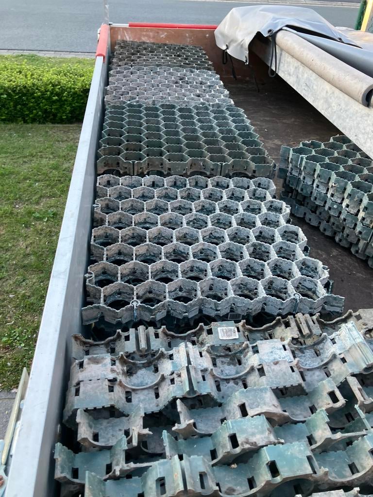 Grastegel- grasdal, Ophalen, Gebruikt