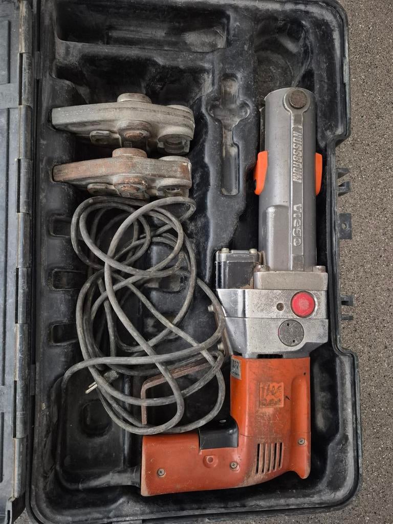 NUSSBAUM VIEGA krimptang, Ophalen