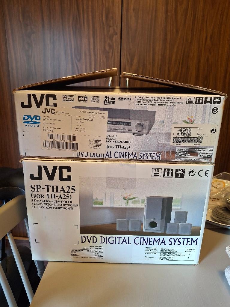 DVD Digital cinema system JVC, TV, Hi-fi & Vidéo, Ensembles home-cinéma, Neuf, Lecteur DVD, Système 5.1, 40 à 70 watts, JVC, Enlèvement