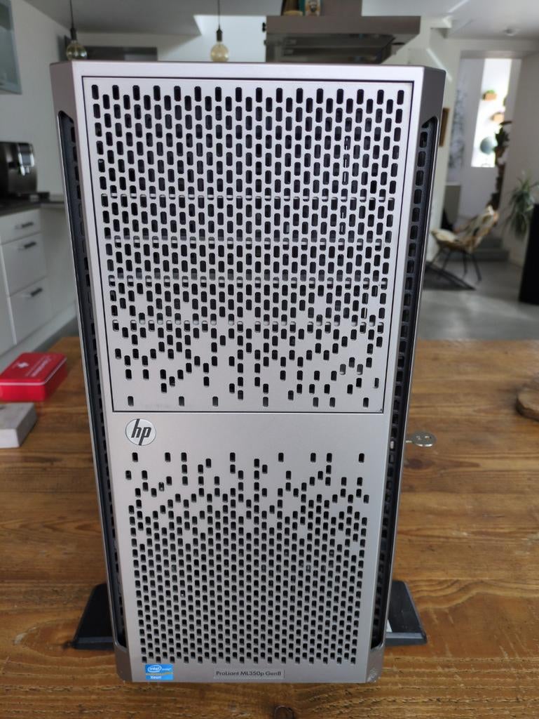 HPE ML350p 32GB RAM Intel E5-2620 6C 2x146gb@15k 4x1TB@7.2k, Ophalen