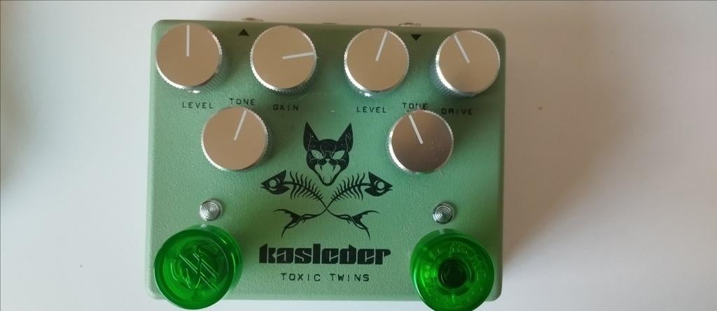 Kasleder Toxic Twins., Enlèvement ou Envoi