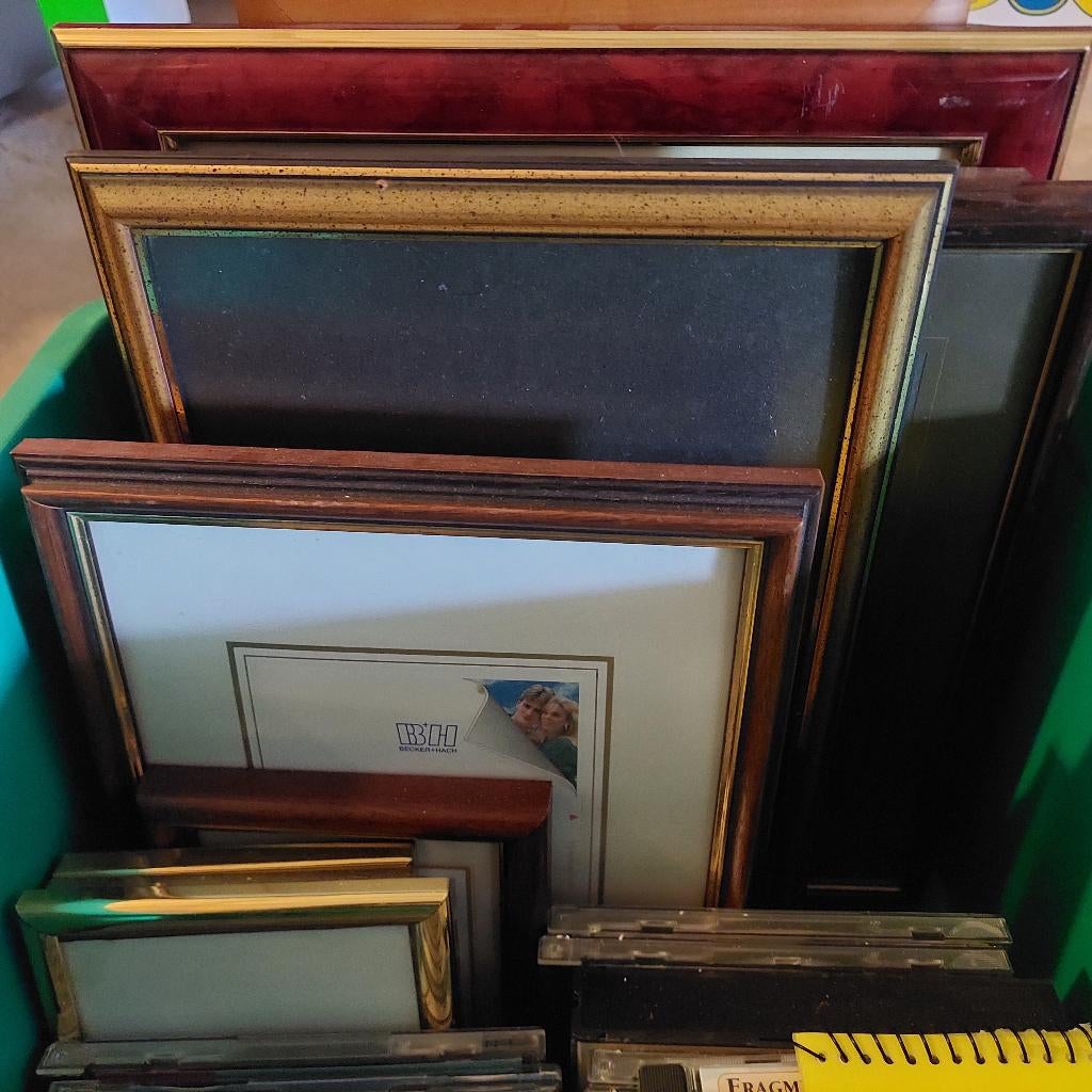 Kader, Antiquités & Art, Enlèvement