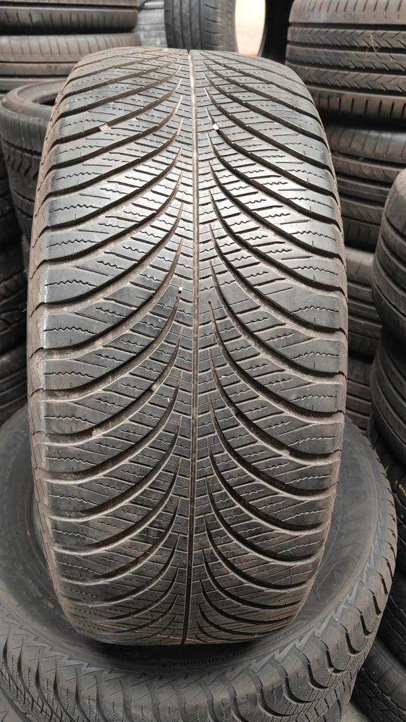 255/55r19 Goodyear 4 saisons 60€ l'unité avec montage, Autos : Divers, Pièces de sport automobile, Enlèvement ou Envoi