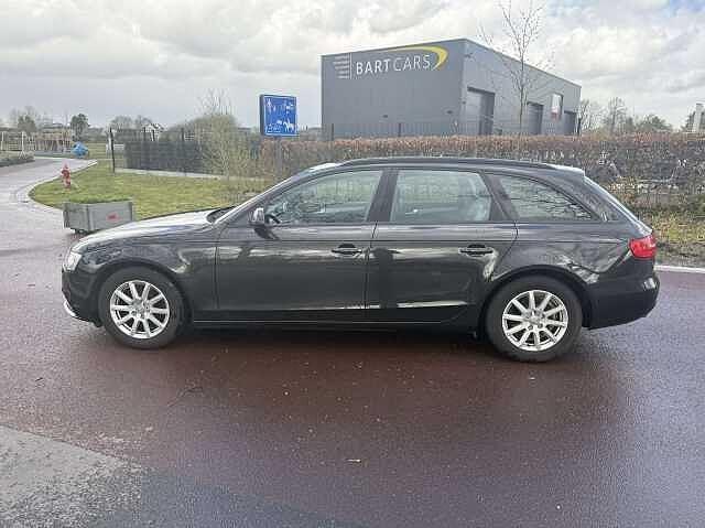 Audi A4 Avant 2.0 TDi ultra met defecte koppeling, Autos, Audi, Entreprise, A4, ABS, Airbags, Air conditionné, Ordinateur de bord