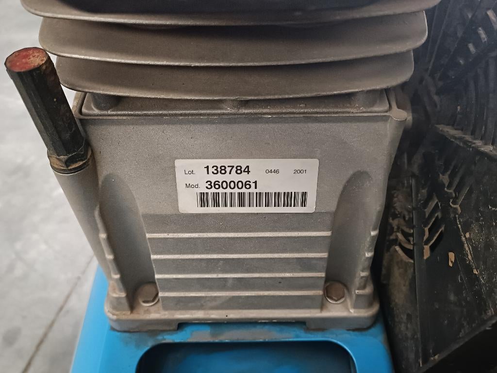 generator Ford, Ophalen, Zo goed als nieuw, Benzine, Ford