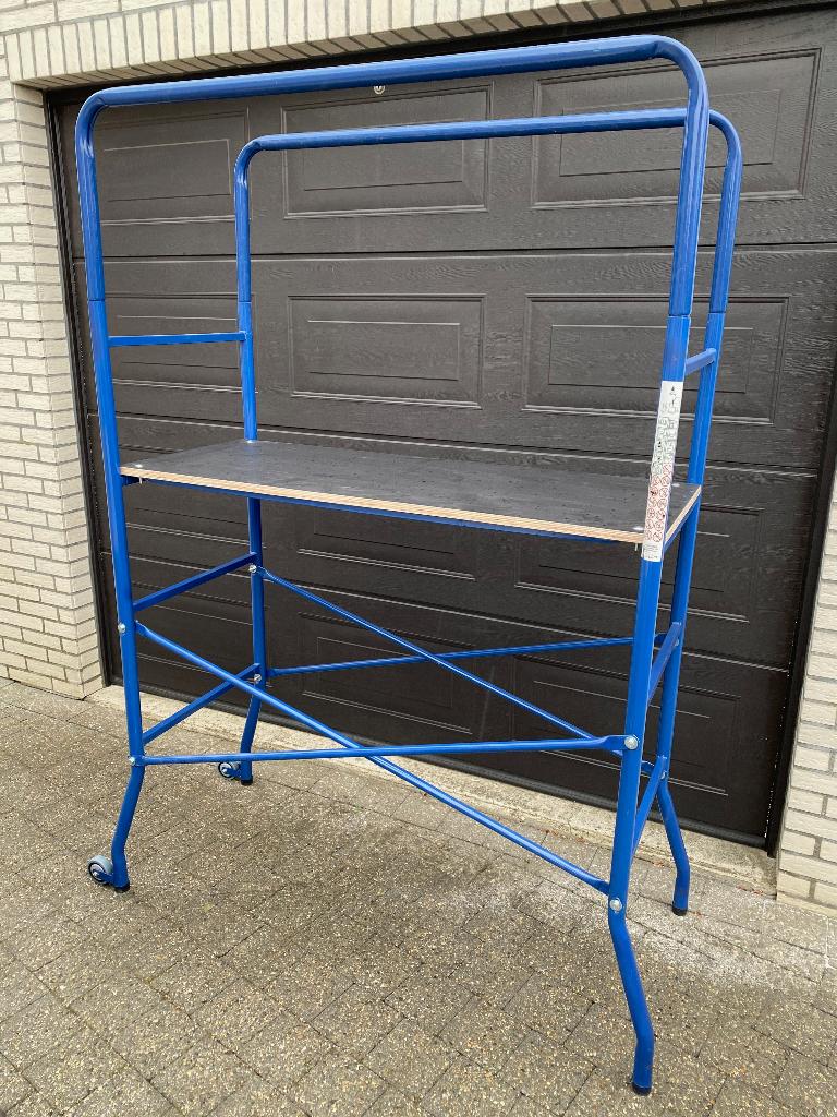 Stelling, Ophalen, Zo goed als nieuw, Rolsteiger of Kamersteiger, Minder dan 2 meter