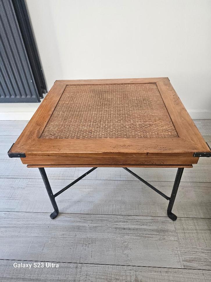 Vierkante houten salontafel, Huis en Inrichting, Tafels | Salontafels, Vierkant, Ophalen