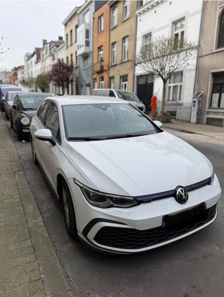 Volkswagen GOLF GTE mk8 2021 64000km, Autos, Volkswagen, Particulier, Golf, Hybride Électrique/Essence, Euro 6, Berline, 4 portes
