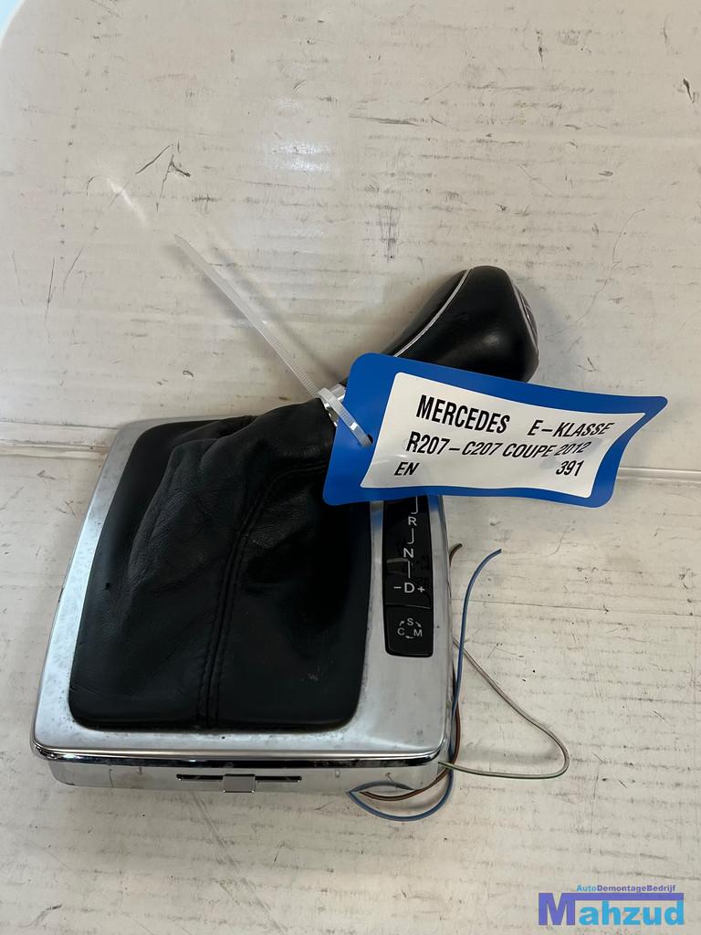 MERCEDES E klasse C207 pookhoes pookknop 2009-2016, Auto-onderdelen, Gebruikt, Mercedes-Benz AG, Mercedes-Benz, Mercedesstrasse 120
70372  Stuttgart, DE