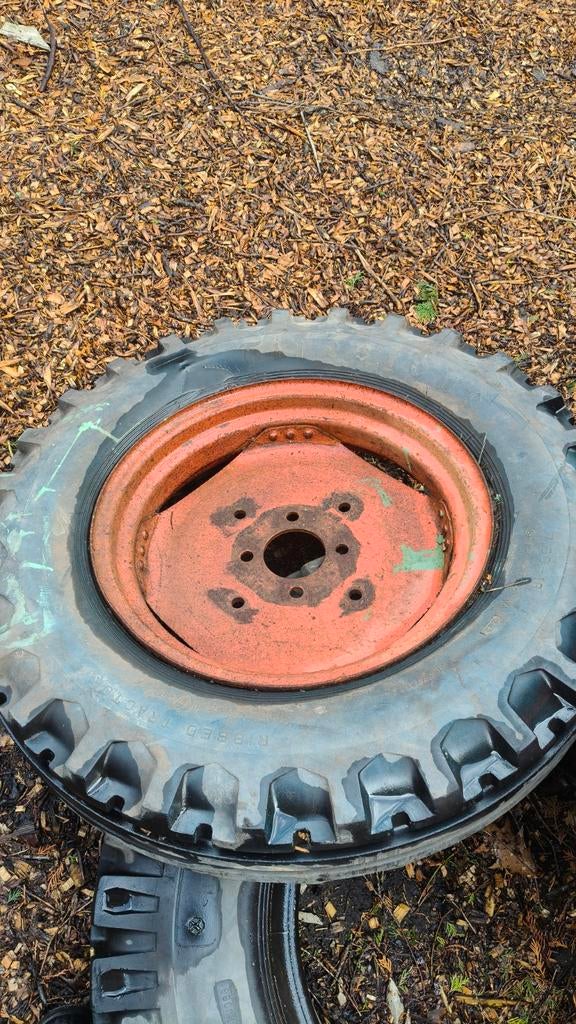 Zetor Ur1 velgen en banden, Zakelijke goederen, Ophalen