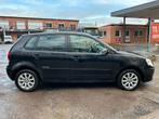 Vw polo 1.2 benzine km 107.000 bj 2009 gekeurde voor vrk, Voorwielaandrijving, Stof, Zwart, 4 cilinders
