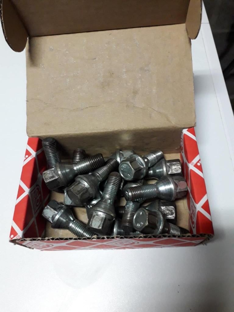 16 longues vis de roue pour jantes alu Fiat, Opel, Suzuki, Enlèvement, Suzuki