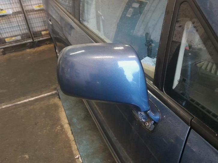 SPIEGEL RECHTS Hyundai Trajet (01-1999/07-2008), Auto-onderdelen, Spiegels, Hyundai, Gebruikt