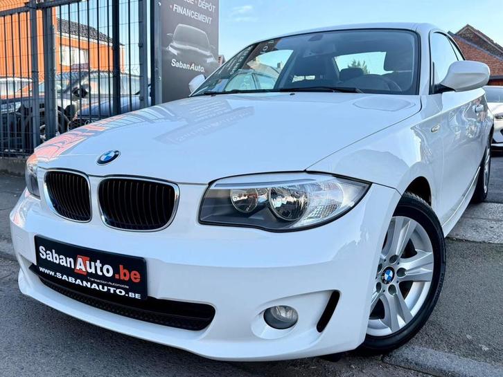 Bmw 118 D coupée PACK SPORT 2011, Auto's, BMW, Bedrijf, Te koop, 1 Reeks, Diesel, Euro 5, Berline, 5 deurs, Handgeschakeld, Wit
