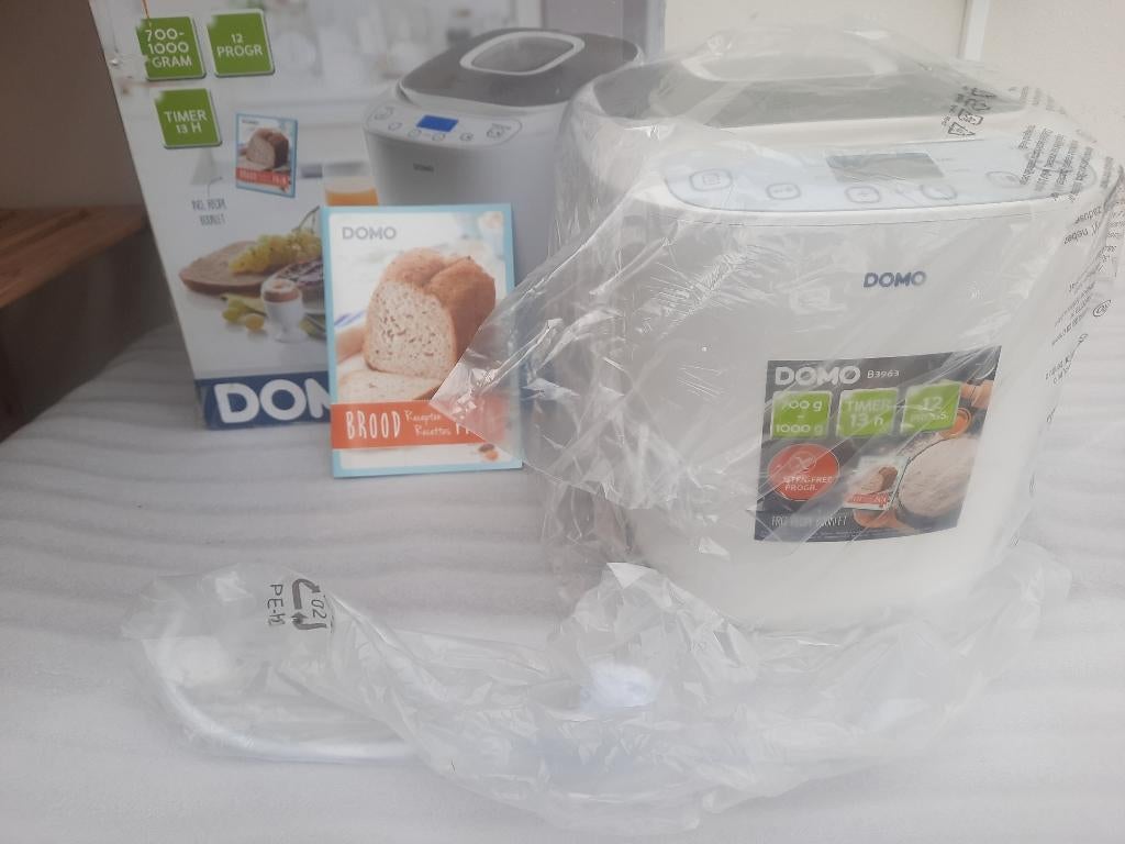 broodbakmachine DOMO NIEUW, Elektronische apparatuur, Ophalen, Nieuw