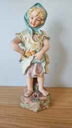 Porseleinen beeldje" Harvest Girl", Antiek en Kunst, Ophalen of Verzenden