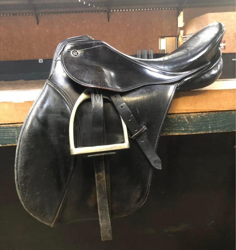 Kieffer zadel 17 inch, Dieren en Toebehoren, Paarden en Pony's | Zadels, Ophalen of Verzenden, Gebruikt, Recreatie