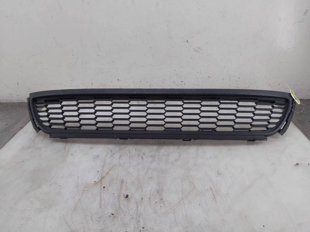 GRILLE DE PARE-CHOCS Volkswagen Polo V (6R), Autos : Pièces & Accessoires, Dhr. J. Ham, Volkswagen, Administratie@autoham.nl, Utilisé