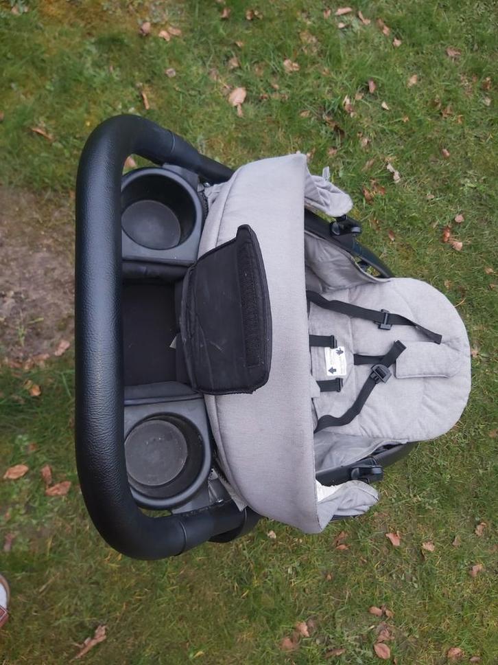 Poussette JOIE Litetrax Air, Enfants & Bébés, Buggys, Utilisé, Autres marques, Protection de pluie, Dossier réglable, Ombrelle