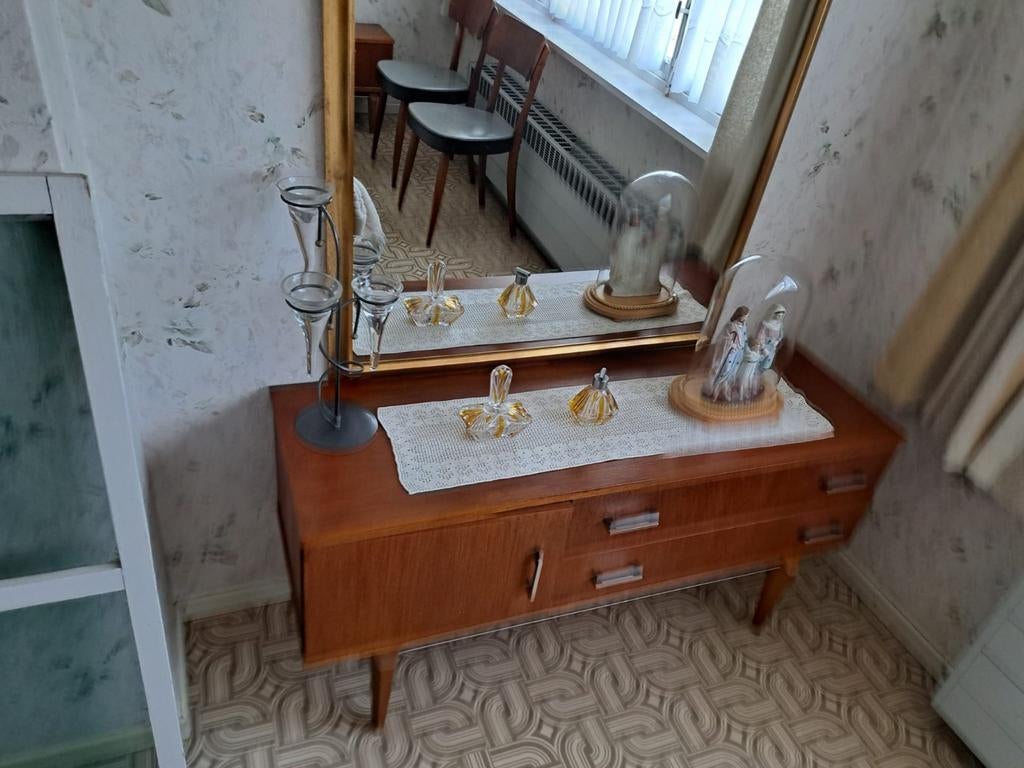 Vintage commode, Ophalen