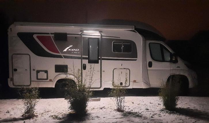 Burstner IT 680 G Ixeo, Caravanes & Camping, Camping-cars, Particulier, jusqu'à 3, Semi-intégral, Fiat, Fiat, Diesel, Boîte manuelle