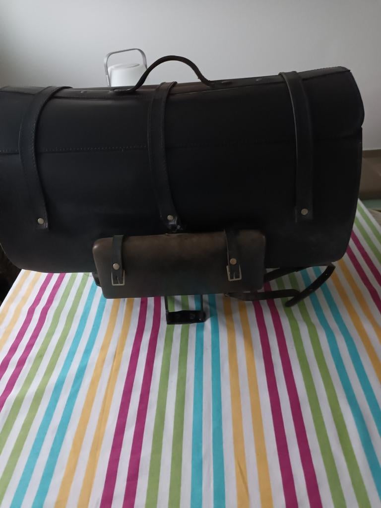 Lederen reistas motor, Ophalen